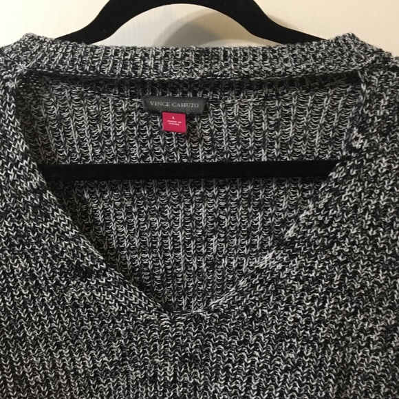 Vince Camuto sweater - Picture 2 of 4